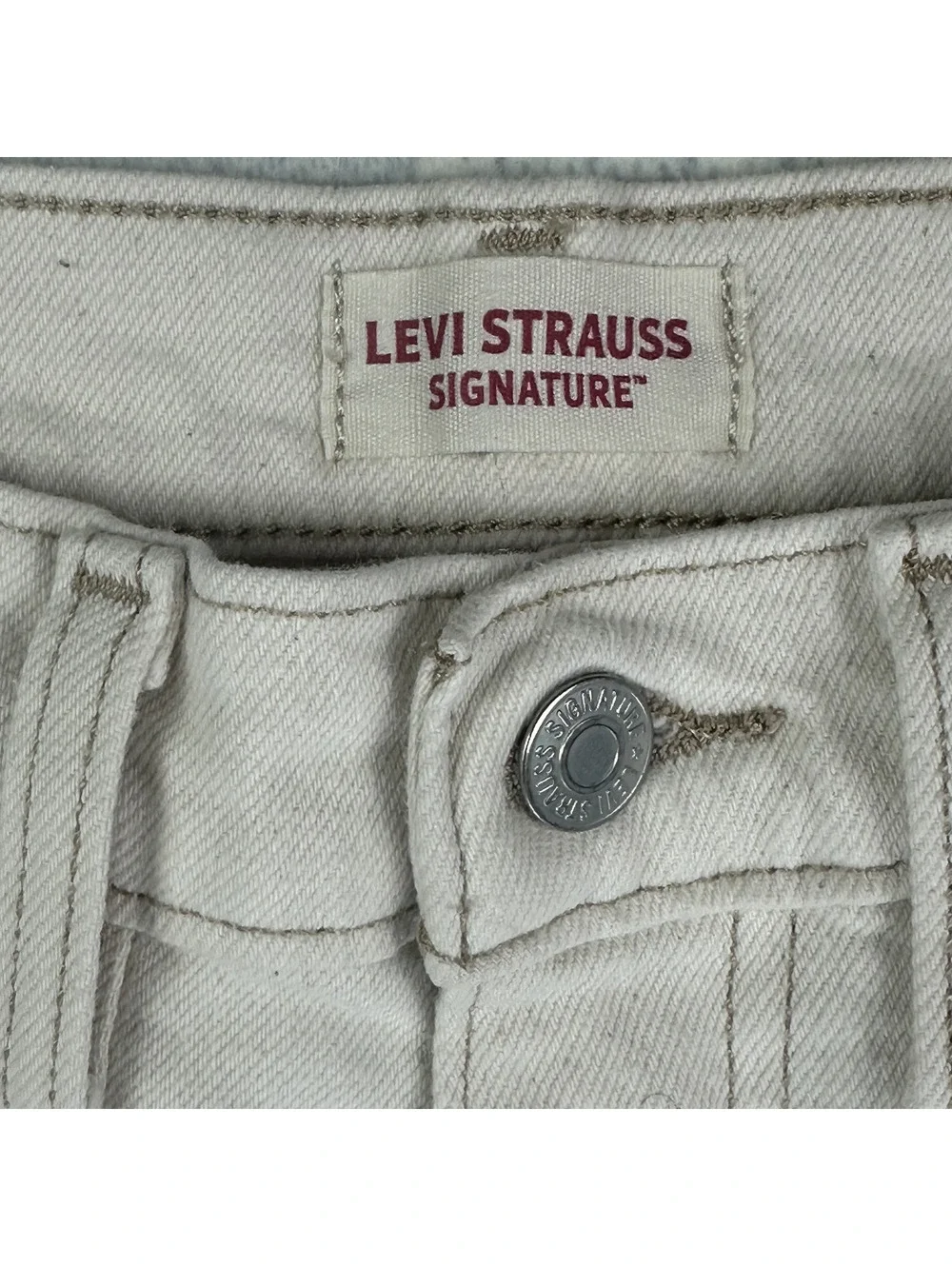 Levi Strauss Signature Cream Denim Long Cut-Off Shorts - Size 34